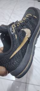 Nike sports shoe 