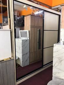 Almari baju 8x8 