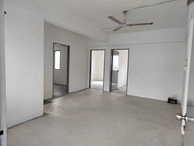 Flat For Sale in Sandalwood Court