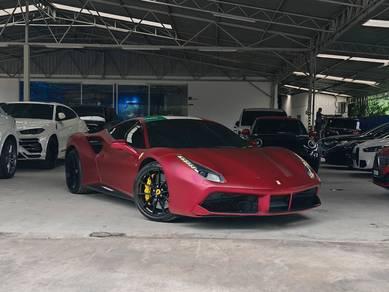 Ferrari 488 GTB in Jalan Kuching, KUL