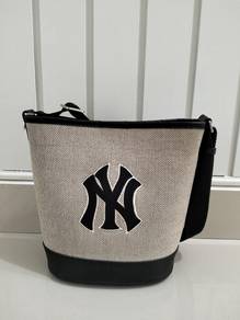 ORIGINAL New York Yankees MLB Bucket Bag