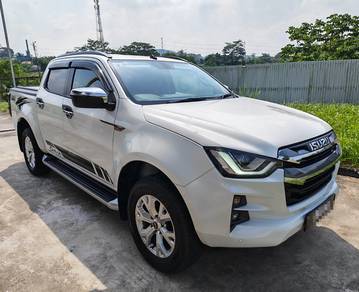 Isuzu D-Max PREMIUM in Pasir Gudang, JHR
