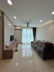 Condominium For Rent in Orange BM