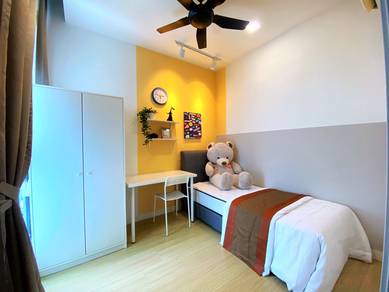 Room in Ara Damansara, SGR