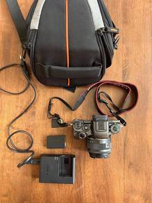 CANON EOS M5 mirrorless