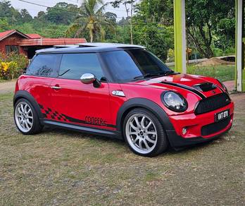 Mini Cooper in Subang Bestari, SGR