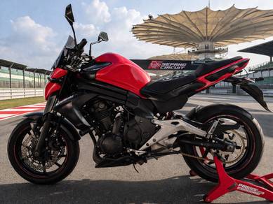 Kawasaki ER-6n
