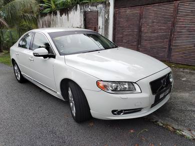 Volvo S80 T5 EXCLUSIVE in Taman Melawati, KUL