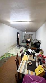 Flat For Sale in Apartment Sentul
