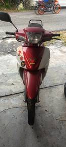 Suzuki RGV
