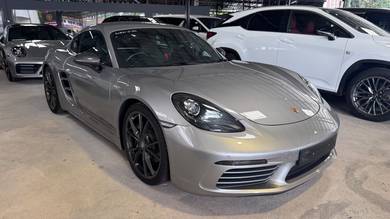 2021 Porsche 718 CAYMAN