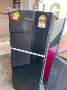 Panasonic Glass-Door Refrigerator J1n - terpakai