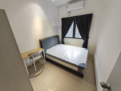 Room in Seri Kembangan, SGR
