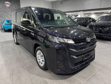 2022 Toyota Noah X