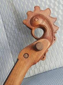 (B334) Traditional Hasapi Native Music Instrument