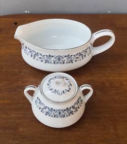 Noritake royal blue gravy boat sugar bowl