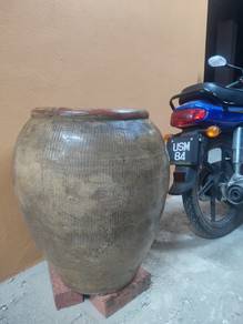 Tempayam besar antik 4376