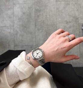 Patek Philippe Nautilus 7118 /1A 35mm discontinued
