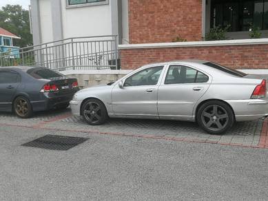 Volvo S60 T5 in Shah Alam, SGR