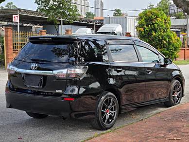 Toyota Wish X in Serdang, KUL