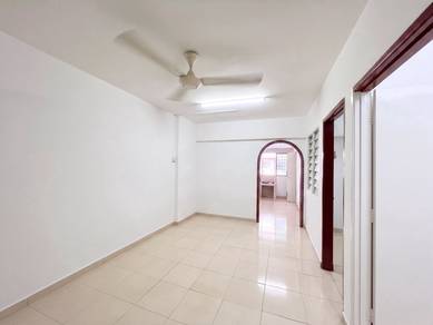 Apartment For Sale in Pandan Ria Apartment