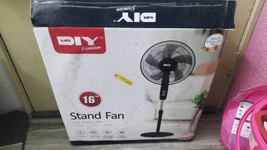 MR DIY Stand Fan