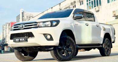 Toyota Hilux G in Puchong, KUL