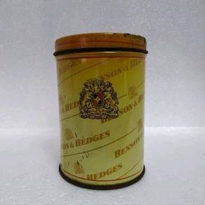 Antique 1960's Benson & hedges cigarattes tin