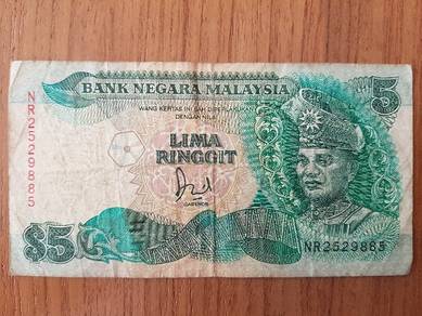 Ringgit 5 Dollar Note For Sale