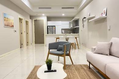 Condominium For Sale in Mid Valley City,KUL