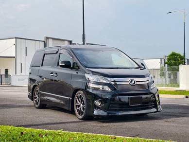 Toyota Vellfire Z in Johor Bahru, JHR