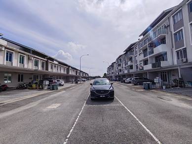 Townhouse For Sale in Semenyih,SGR
