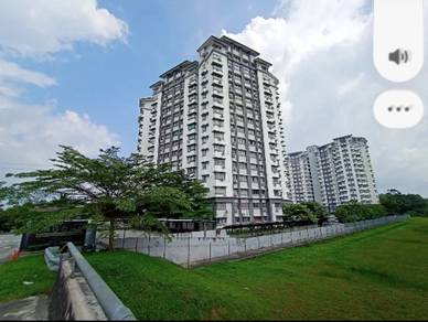 Condominium For Sale in Lagoon Suites