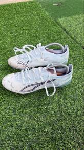 kasut bola puma