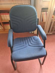 blue office chair with arm rest