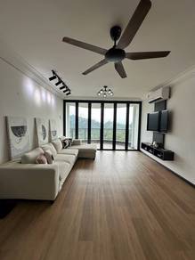 Condominium For Sale in Venice Hill