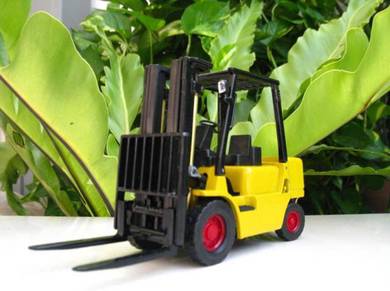 Forklift Tractor Shape Lighter (10cm)