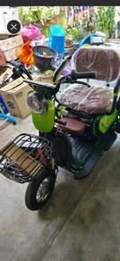 skuter scooter green