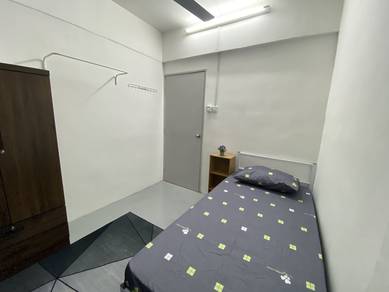 Room in Bayan Lepas, PNG