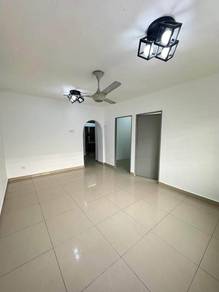 Flat For Sale in Gugusan Dedap