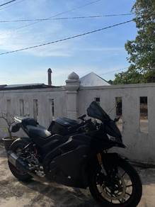 Yamaha R15