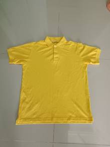 T-Shirt Collar UNIQLO Size M