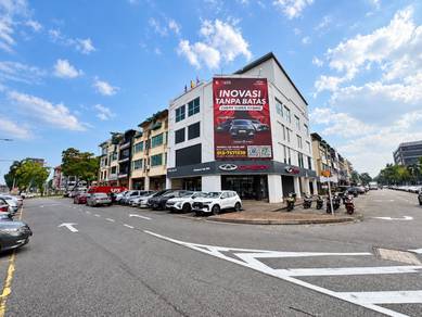 Shop lot For Rent in Bandar Sunway,SGR