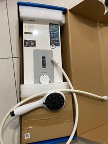 Toshiba water heater, model:DSK38SSMW, 3800W
