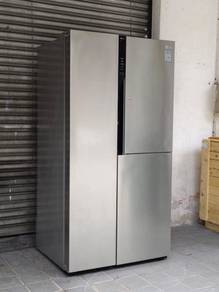LG 2 side by side doors refrigerator fridge 659.Lt