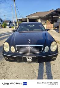 Mercedes Benz E240 240 AVANTGARDE (CBU) in Ipoh, PRK