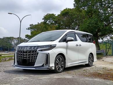 Toyota Alphard SC in Puchong, SGR