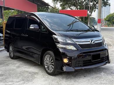 Toyota Vellfire Z GOLDEN EYES in Cheras, SGR