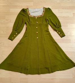 Retro square neck embrioded dress