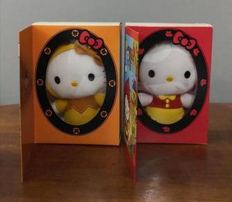 Patung McD Hello Kitty doll